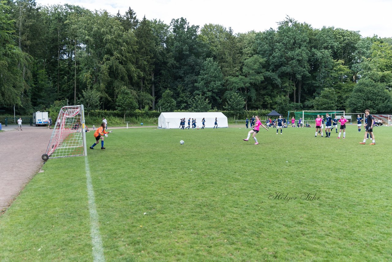 Bild 588 - Loewinnen Cup